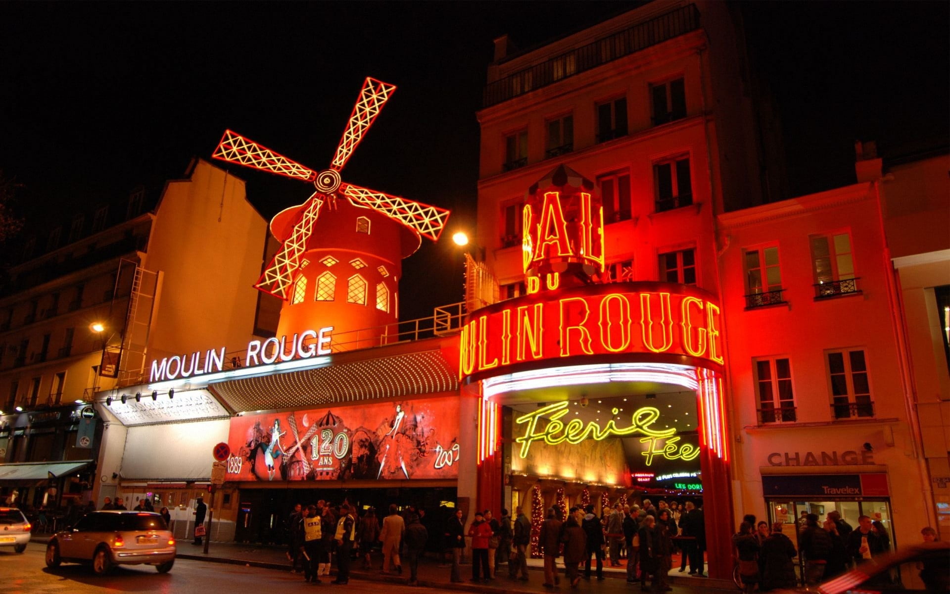 Read more about the article Paris Nightlife Guide – Rooftop Bars, Jazz Clubs & Cabarets