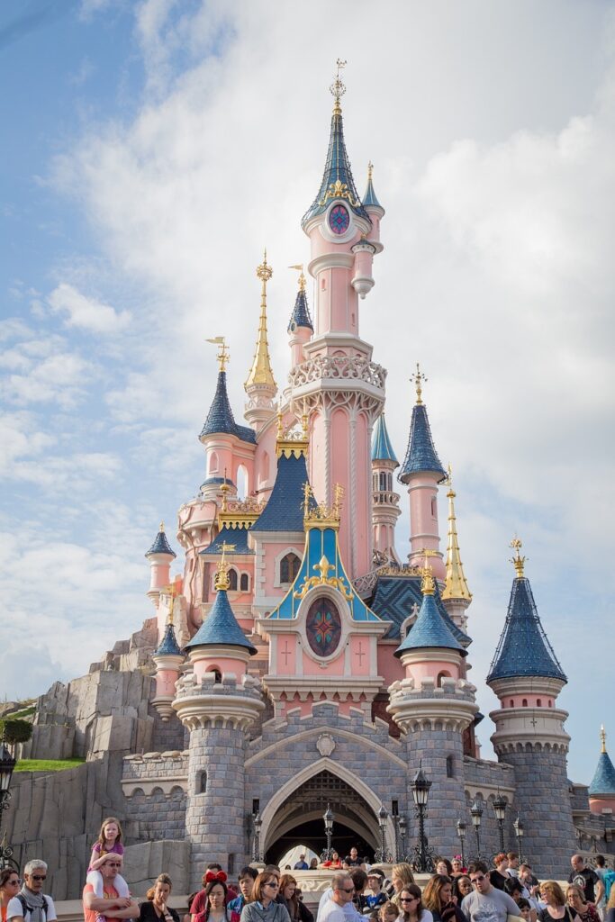 Best Theme Parks in France: Puy du Fou, Disneyland and Parc Astérix Best Theme Parks in France: Puy du Fou, Disneyland and Parc Astérix